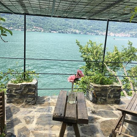 Castagna Holiday Home Nesso Eksteriør bilde